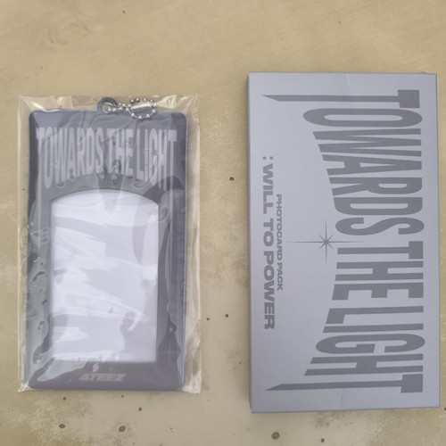 ATEEZ Towards The Light Photocard Holder like new