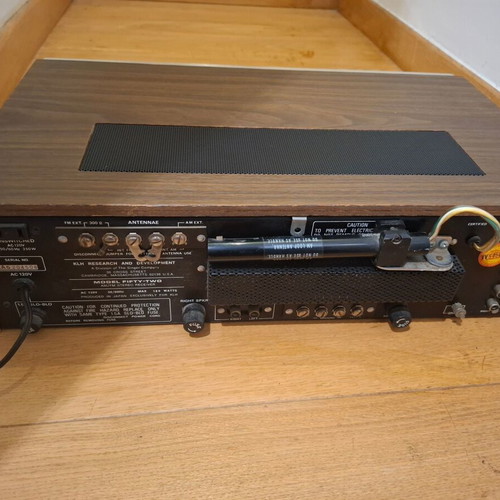 KLH Receiver Model 52 μεταχειρισμένος vintage ενισχυτής Hi-Fi με ξύλινη επένδυση