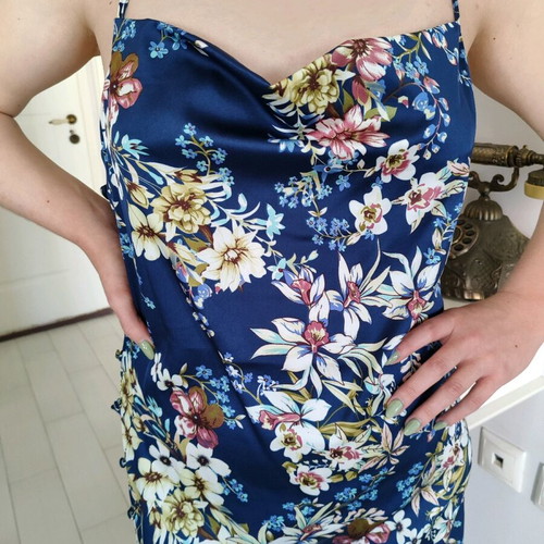Satin maxi dress floral dark blue size L like new