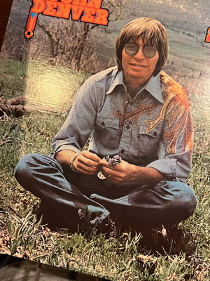 Spirit LP John Denver like new, country folk / soft rock 1976