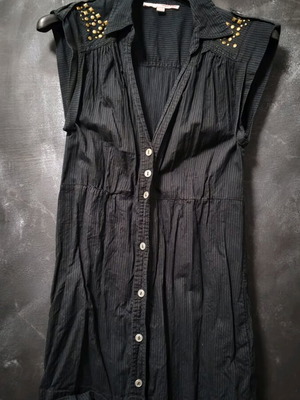 Tally Weijl Black Sleeveless Shirt like new with Metallic Bronze Details