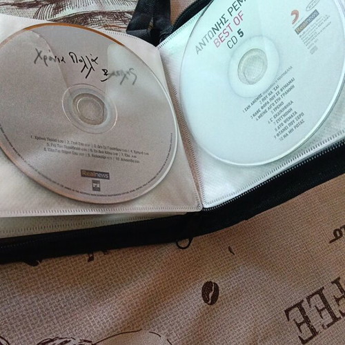 Συλλογή CD και DVD μεταχειρισμένα, 19 CD και 2 συλλεκτικά DVD με θήκη