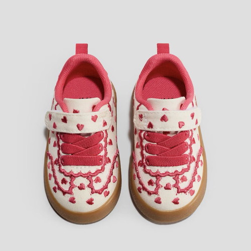 H&M Kids Shoes 18/19 Like New with Embroidered Details