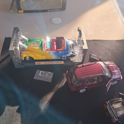 Mercedes-Benz 300S, Ferrari F40, Mercedes ML55 1:18 models like new