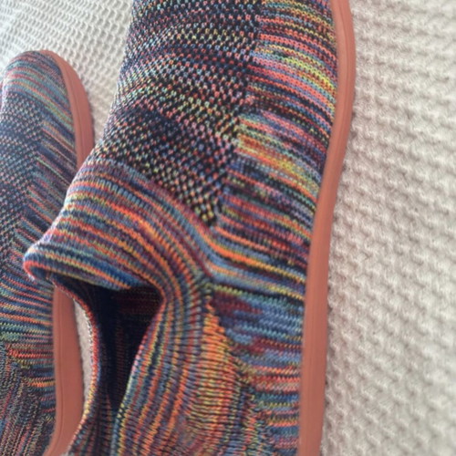 Summer shoe new, size 40, multicolor athletic