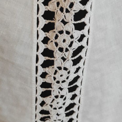 White Rotonda tablecloth 172 cm diameter with handmade crochet details new