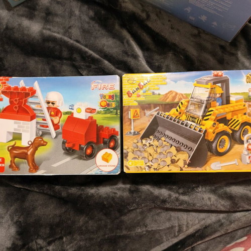 Creative and Imaginative Toys new, pack of 2