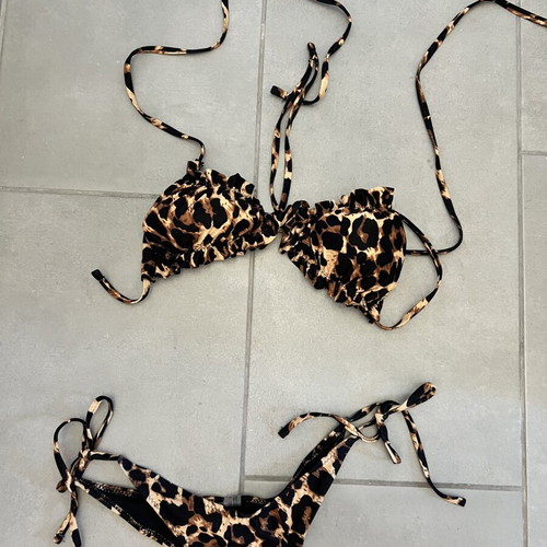Leopard print bikini used, size M, Brazil bottom