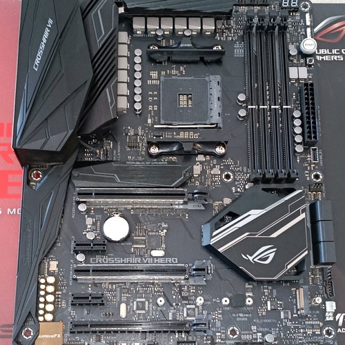 Asus ROG Crosshair VII Hero X470 σαν καινούργιο