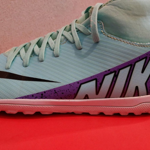 Nike football shoes used, size 37.5, purple and turquoise