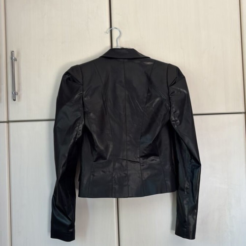Pinko women's classic jacket size XS like new, black faux leather