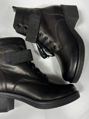 Lasocki leather boots new, black, size 36