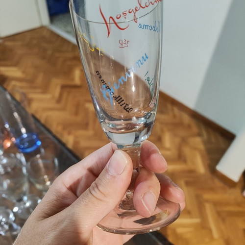 Drink glasses set like new, 6 small and 3 tall