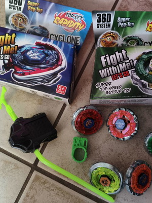 Beyblade set like new, 7 pieces