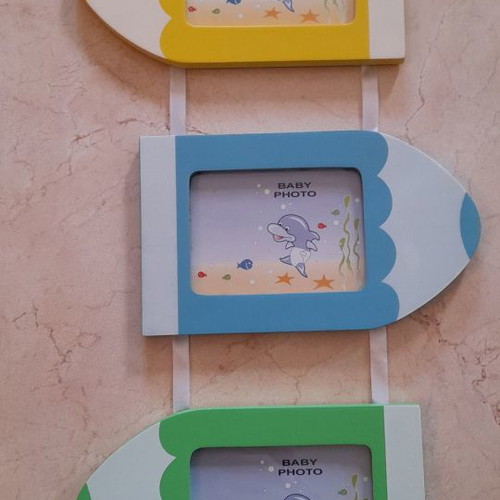 Children's and baby photo frames set of 4 in 4 different colors new
