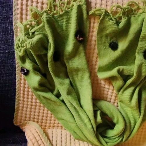 Back scarf like new