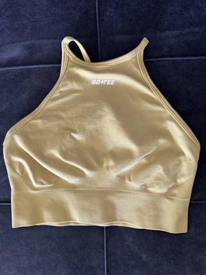 Bo+tee halter neck sports bra like new, yellow, size XS