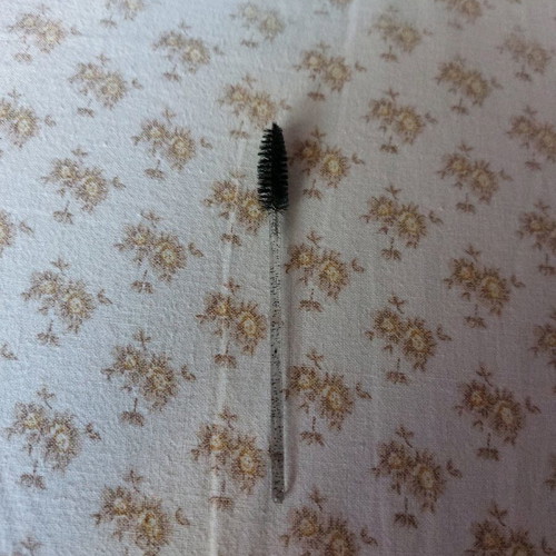 Eyelash brush like new, 1 piece