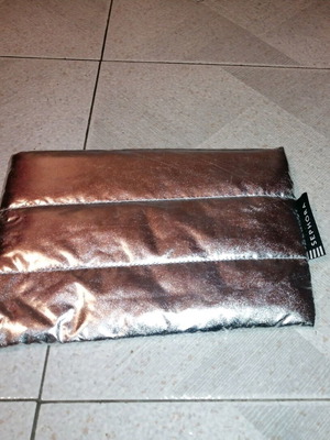 Νεσεσέρ ασημί Sephora σαν καινούργιο