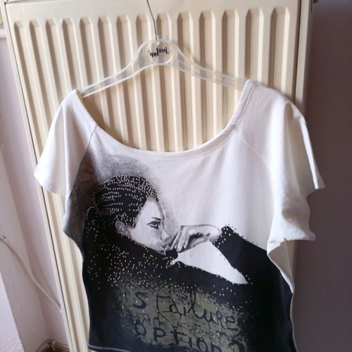 Blouse with open shoulders black and white with rhinestones like new, size L