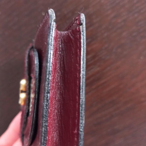 Vintage Cigarette Case like new, burgundy leather