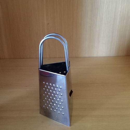 Miniature grater new, ideal for chocolate and coffee