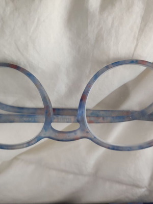 Izipizi reading glasses new, blue