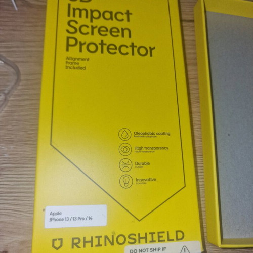 Glass screen protector for iPhone 13/13 Pro/14 new with UV protection and anti-glare