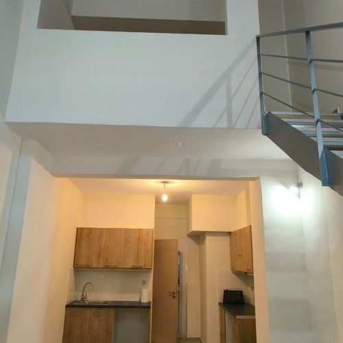 Μεζονέτα 48 τ.μ. ανακαινισμένη, ισόγειο, 2 επίπεδα, Αμπελόκηποι - Πεντάγωνο
