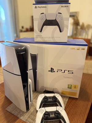 PlayStation 5 Slim Edition 1TB σαν καινούργιο με 2 γνήσια χειριστήρια Sony