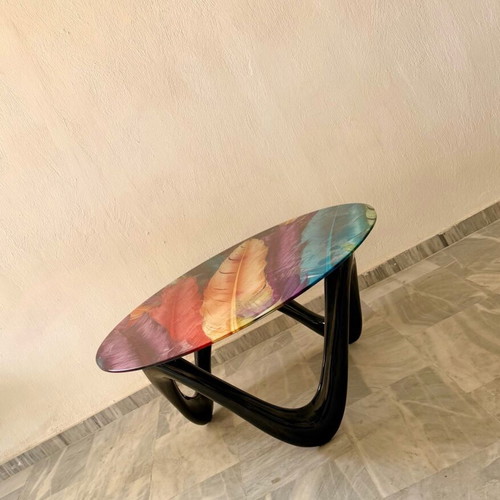 Modern glass coffee table with feather design 90x90 cm