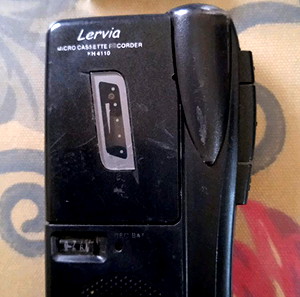 Κασετόφωνο Δημοσιογραφικό Lervia.       Μicrocassete recorder KH 4110.