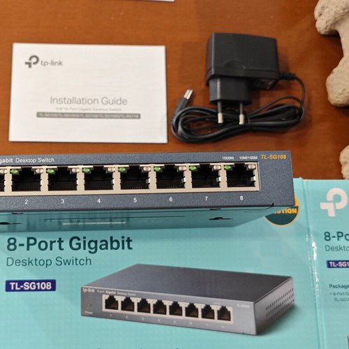 TP-LINK 8-Port Gigabit Ethernet Switch TL-SG108