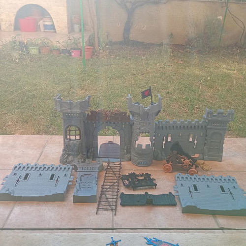 Chap Mei Castle with Catapult used