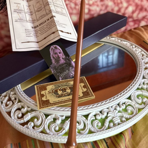 Harry Potter Luna Lovegood Magic Wand like new with box and accessories