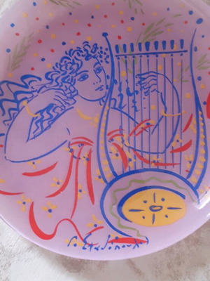 Stathopoulos collectible platter like new