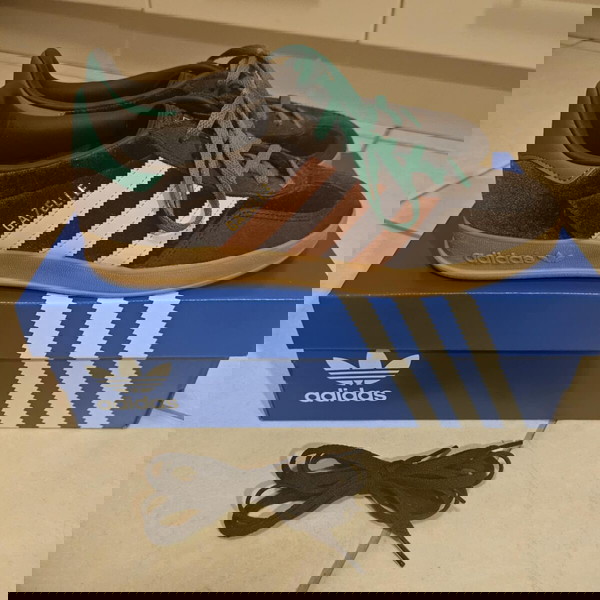 Gazelle Indoor