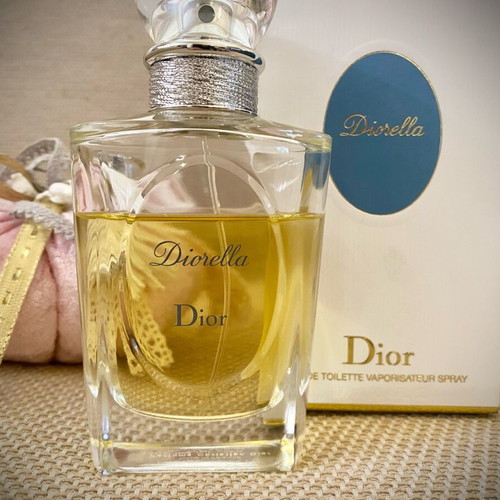 Diorrela women's perfume 100ml used