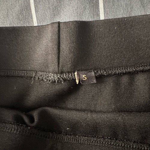 Black skirt size S like new, knee length
