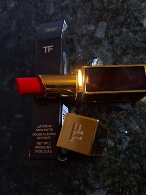 Lip Color satin matte Tom Ford κραγιόν 12 Scarlet Leather καινούργιο