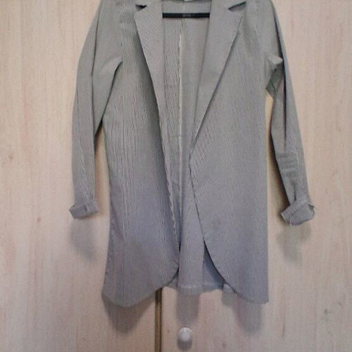 Medium striped jacket like new, white and gray