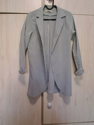 Medium striped jacket like new, white and gray