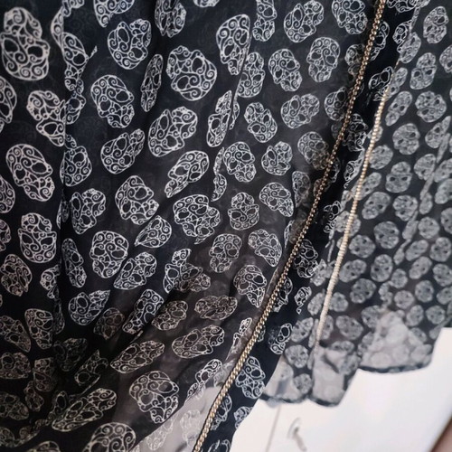 Zara Trafaluc women's shirt large black like new with skull design and gold chain