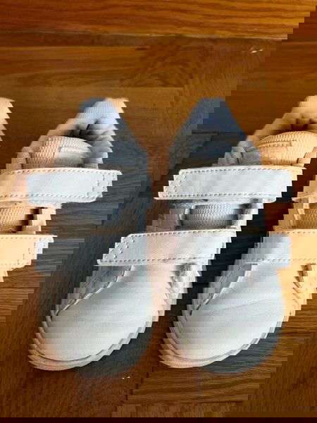 Adidas 24 eu size παιδικά παπούτσια