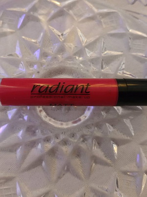 Radiant lipstick red matte, opened once