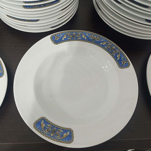 GZ Porcel 1947 Serving Set 40 Pieces Design by Gianni like new