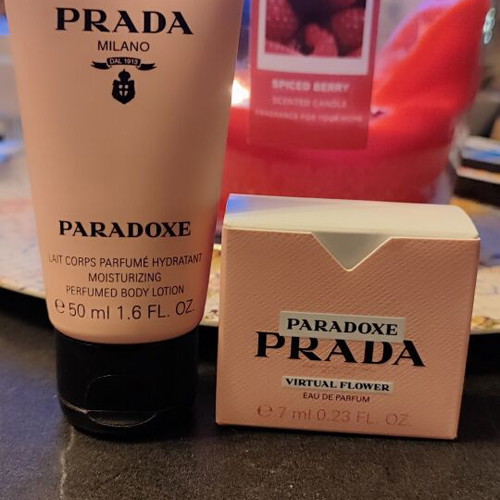 Prada Paradoxe Virtual Flower gift set new, Eau de Parfum 50 ml