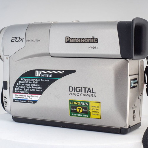 Panasonic NV-DS1EG MiniDV Camcorder used, excellent condition