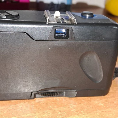Collectible camera new in box Nounou