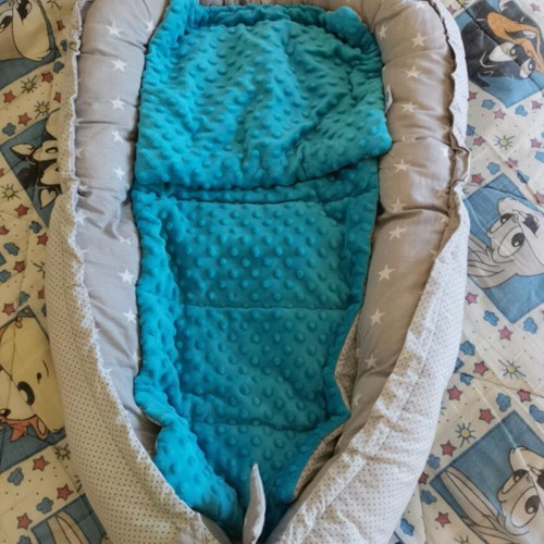Baby sleep nest Medi Partners 4 pieces like new